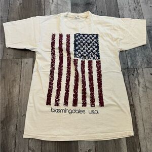 Vintage Bloomingdales T Shirt Bloomie's NYC New York City USA Flag Tee V…